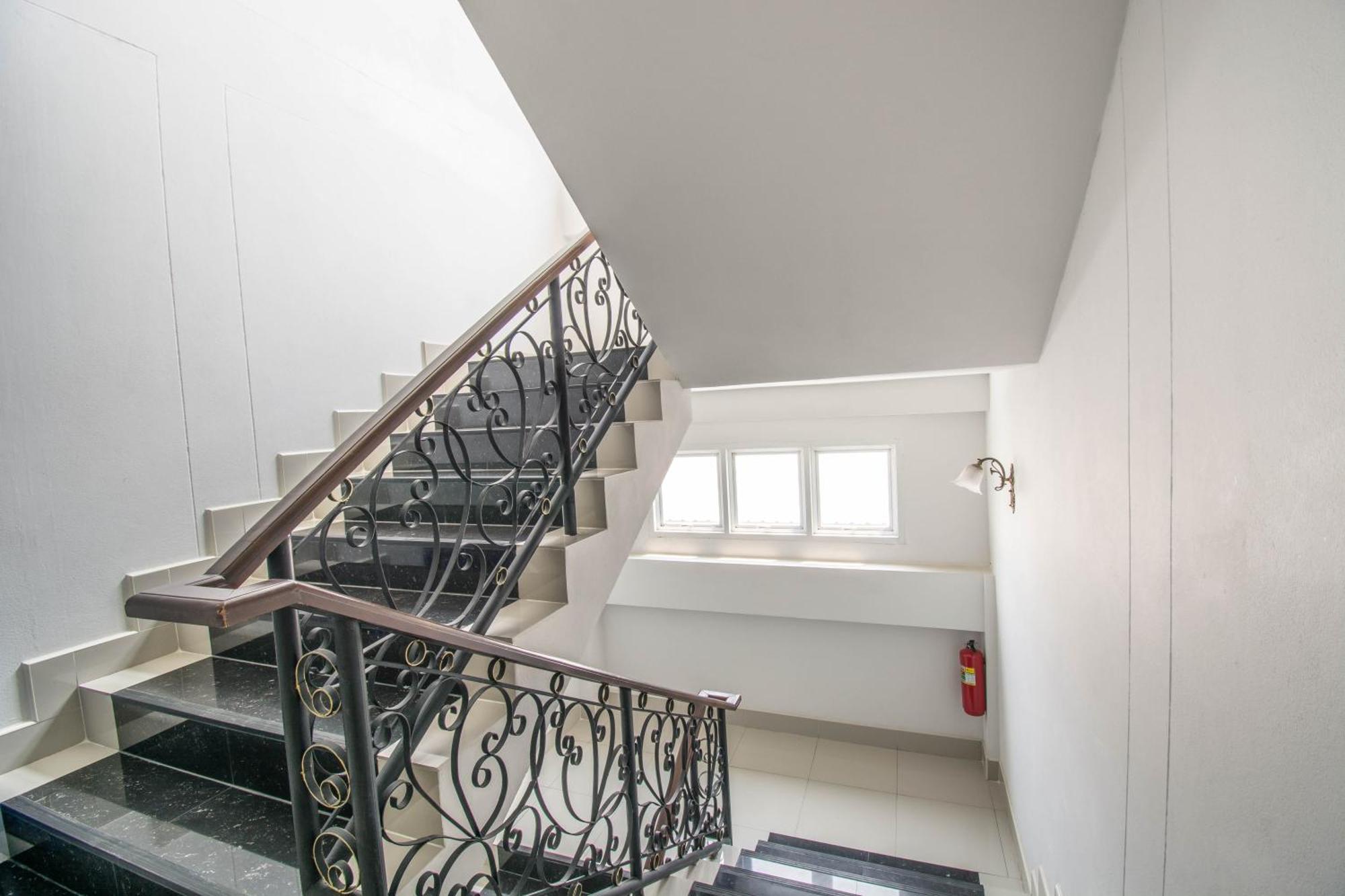 The Target Residence Чианг Рай Екстериор снимка